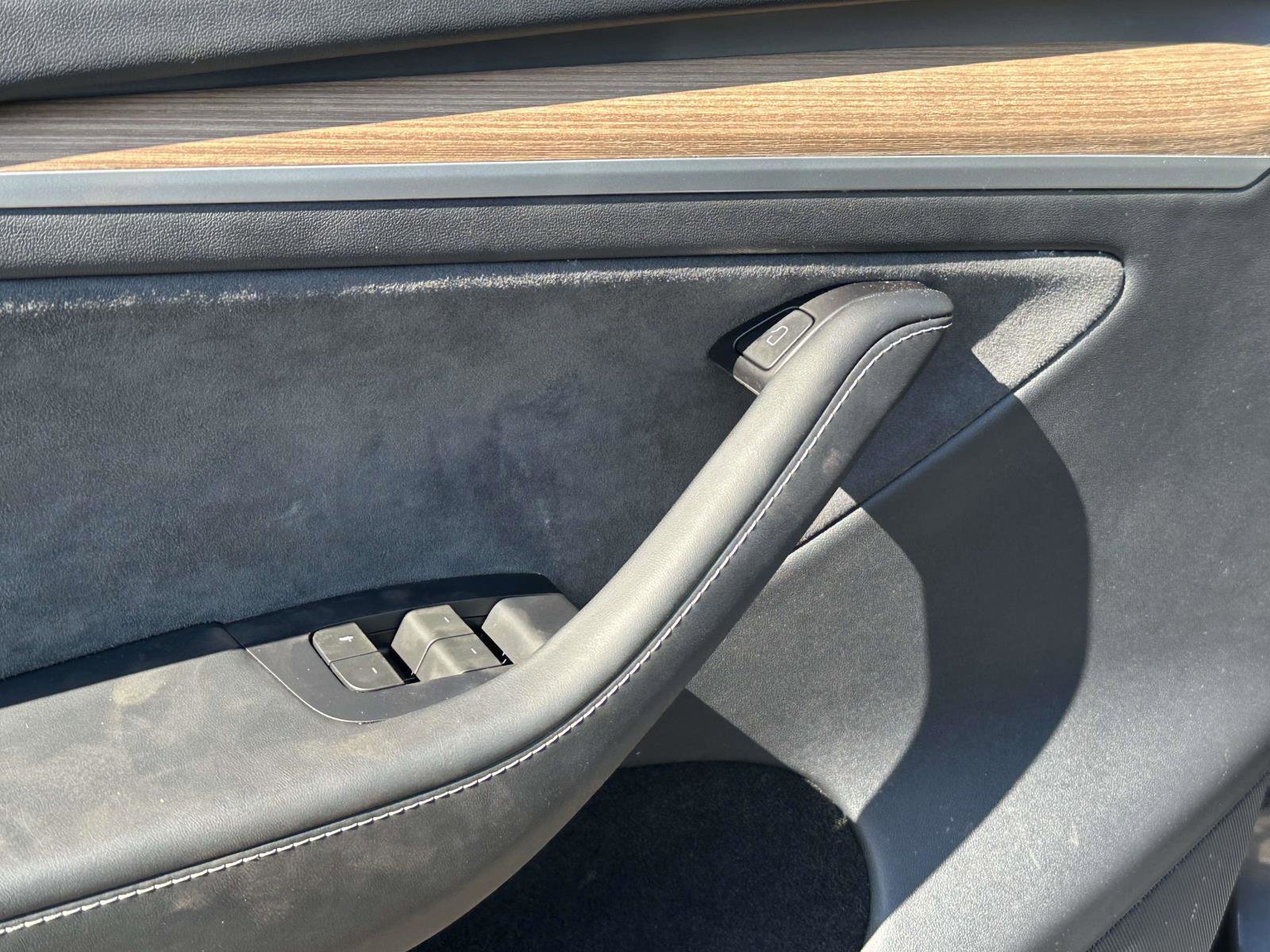 Used 2024 Tesla Model Y Long Range image 12