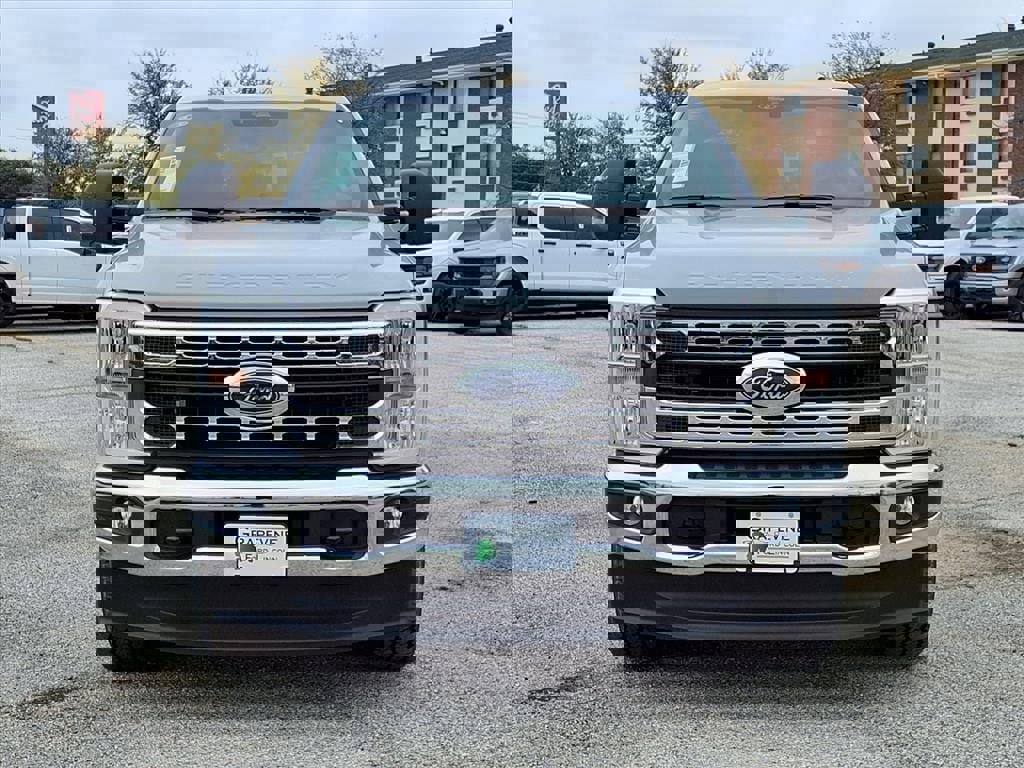 New 2026 Ford F250 XLT w/ FX4 Off-Road Package image 9