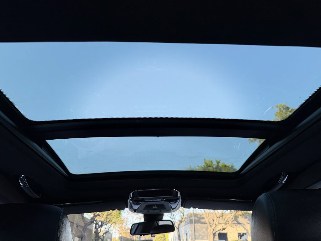 Used 2014 Rolls-Royce Ghost RWD image 30
