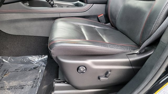 Used 2024 Dodge Durango GT image 20