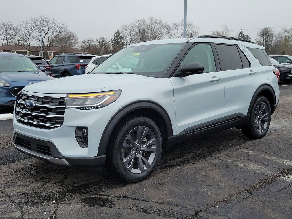 New 2026 Ford Explorer Active w/ Active Comfort Package image 8