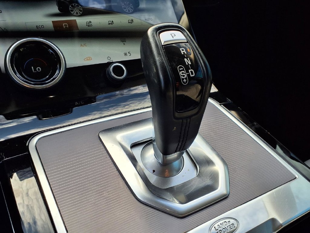 Used 2021 Land Rover Range Rover Evoque S AWD/4WD image 9