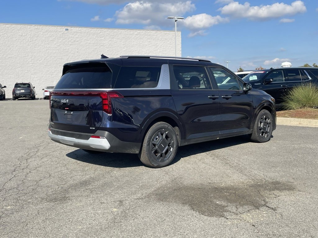 New 2026 Kia Carnival EX image 8