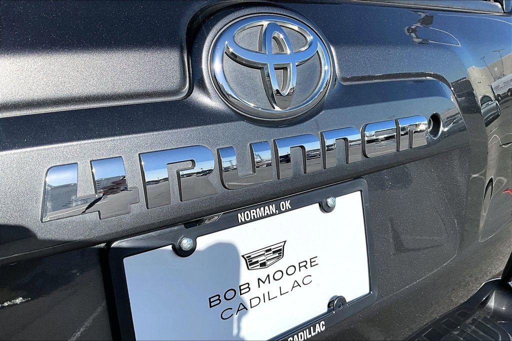 Used 2016 Toyota 4Runner SR5 image 33