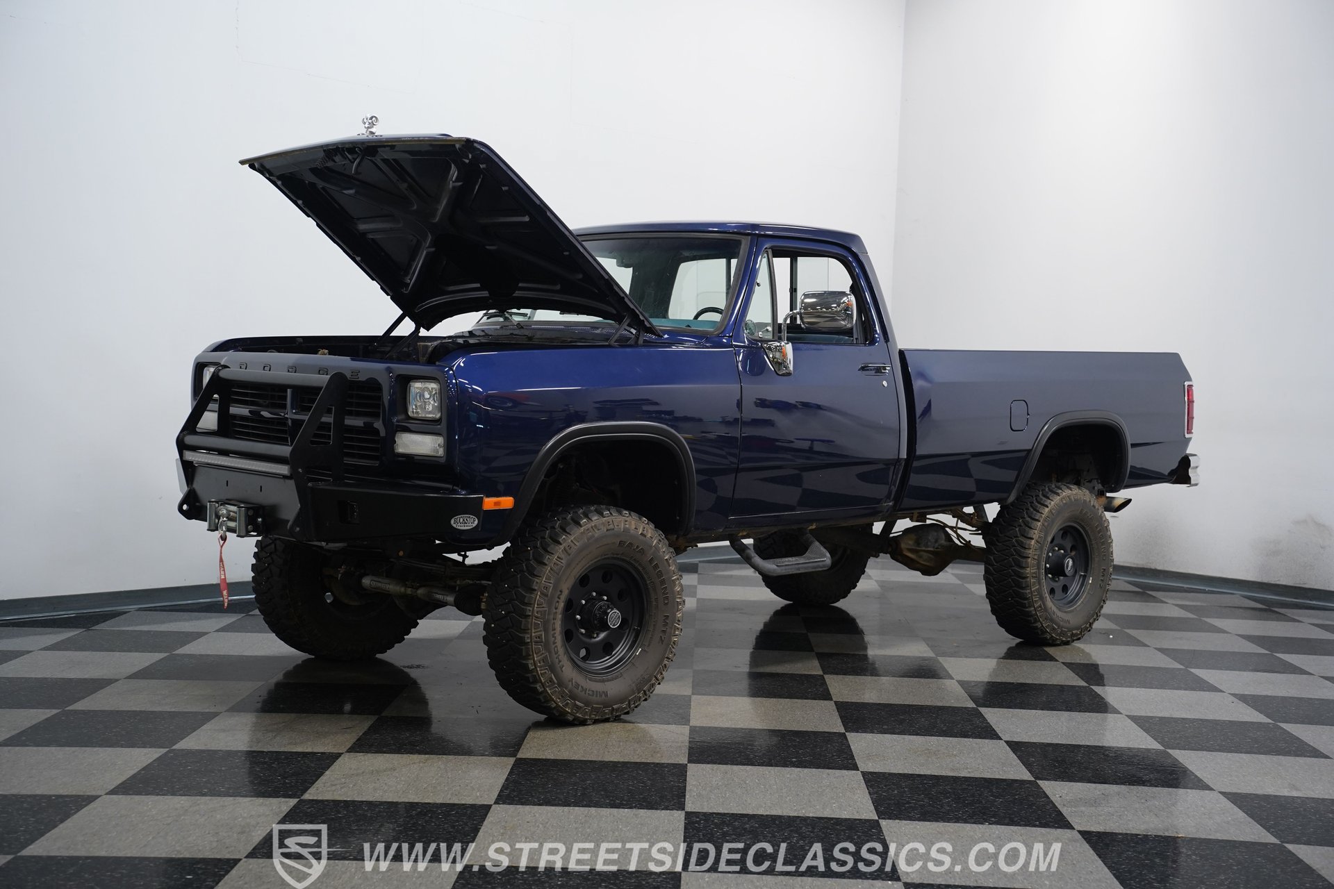 Used 1988 Dodge D/W Truck 250 AWD/4WD image 31