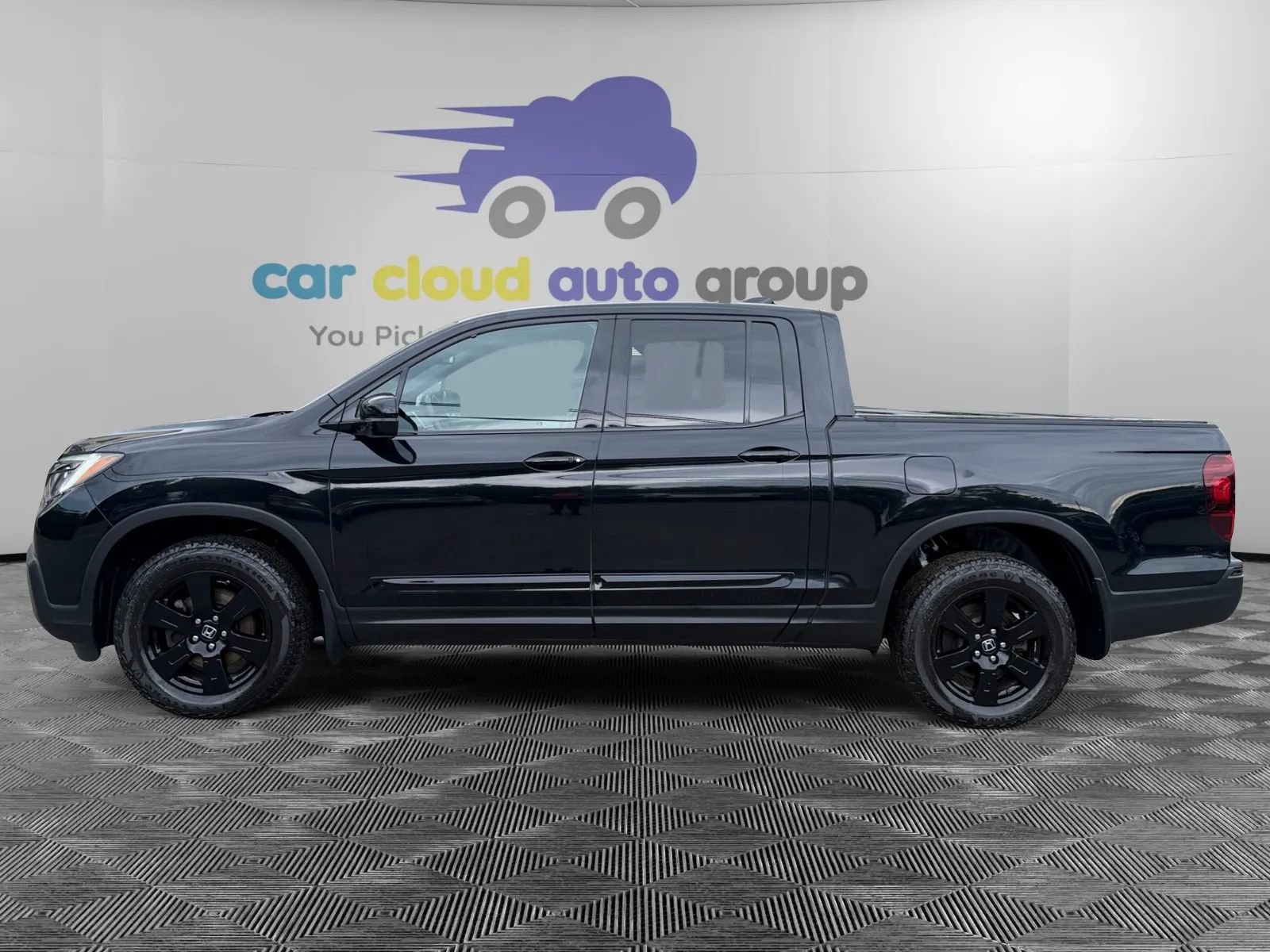 Used 2019 Honda Ridgeline Black Edition image 2