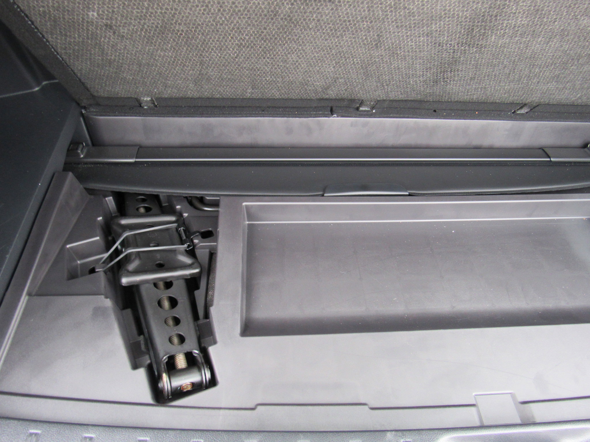 Used 2025 Toyota Grand Highlander XLE image 51