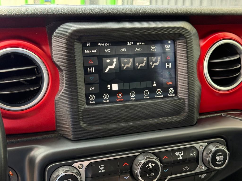 Used 2018 Jeep Wrangler Unlimited Rubicon AWD/4WD image 10