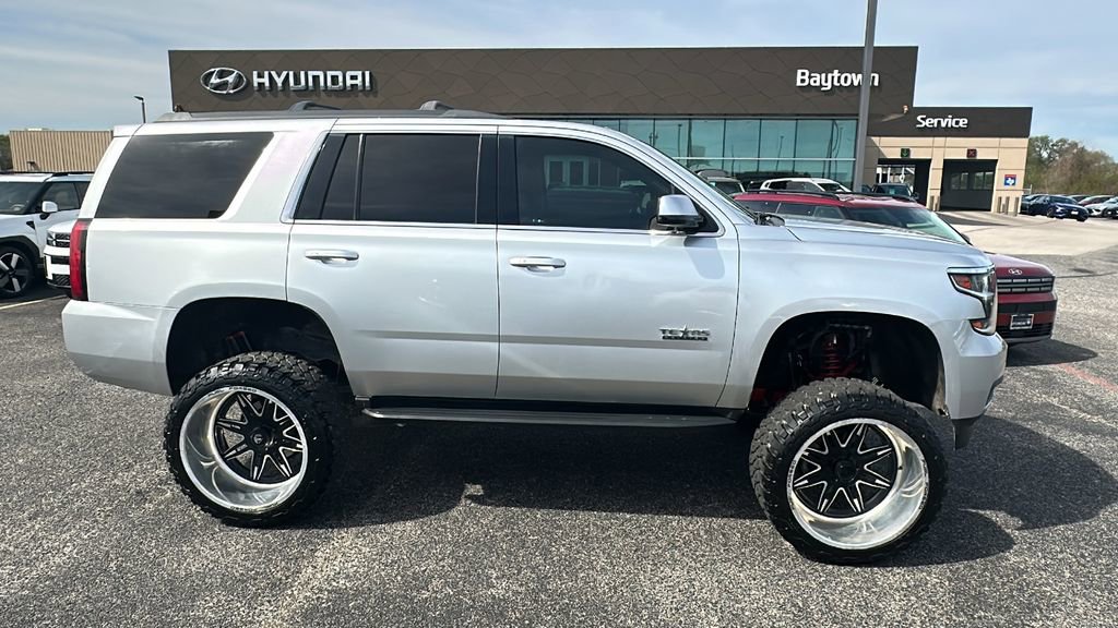 Used 2019 Chevrolet Tahoe LT w/ Texas Edition Package image 16