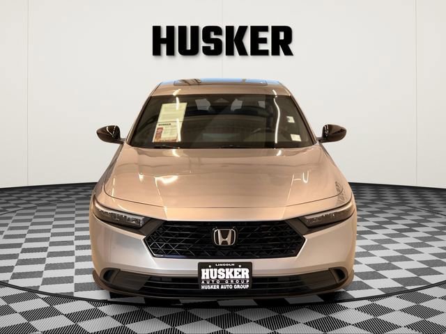 Used 2023 Honda Accord Sport image 3