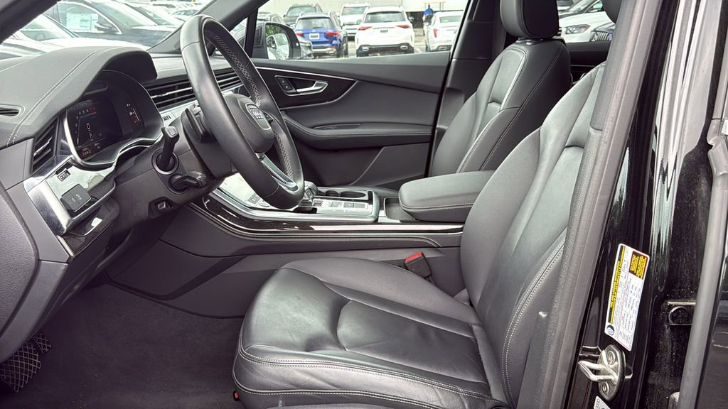 Used 2025 Audi Q7 3.0T Premium Plus AWD/4WD image 20