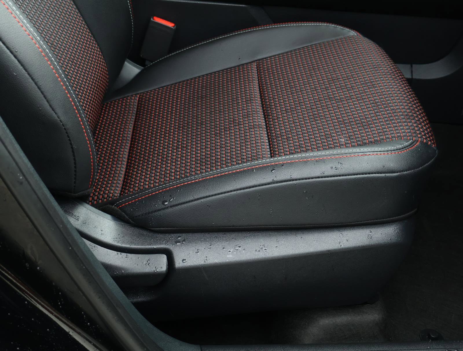 Used 2025 Nissan Kicks SR image 17