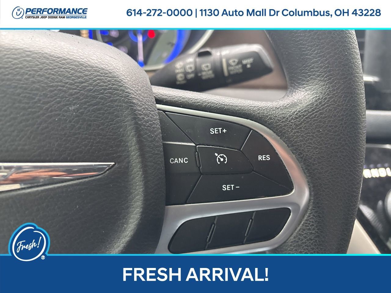 Used 2018 Chrysler Pacifica Touring Plus w/ Tire & Wheel Group image 24