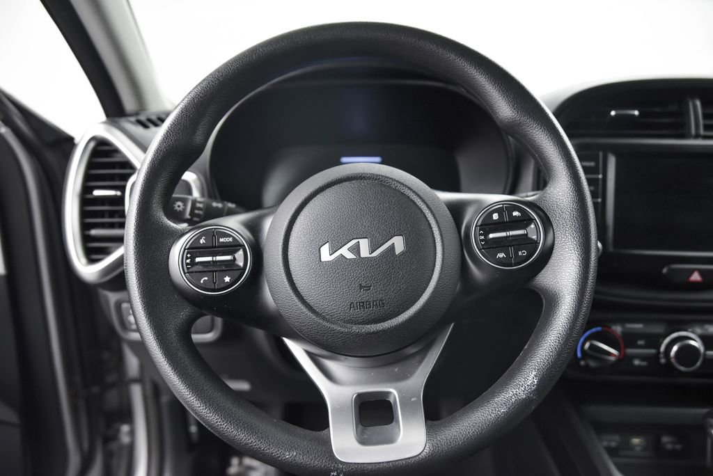 Used 2023 Kia Soul LX w/ Option Group 015 image 14