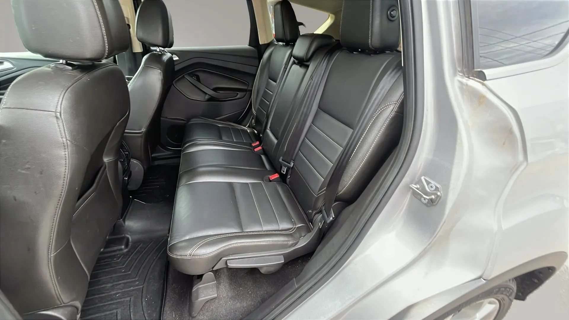 Used 2016 Ford Escape Titanium AWD/4WD image 5