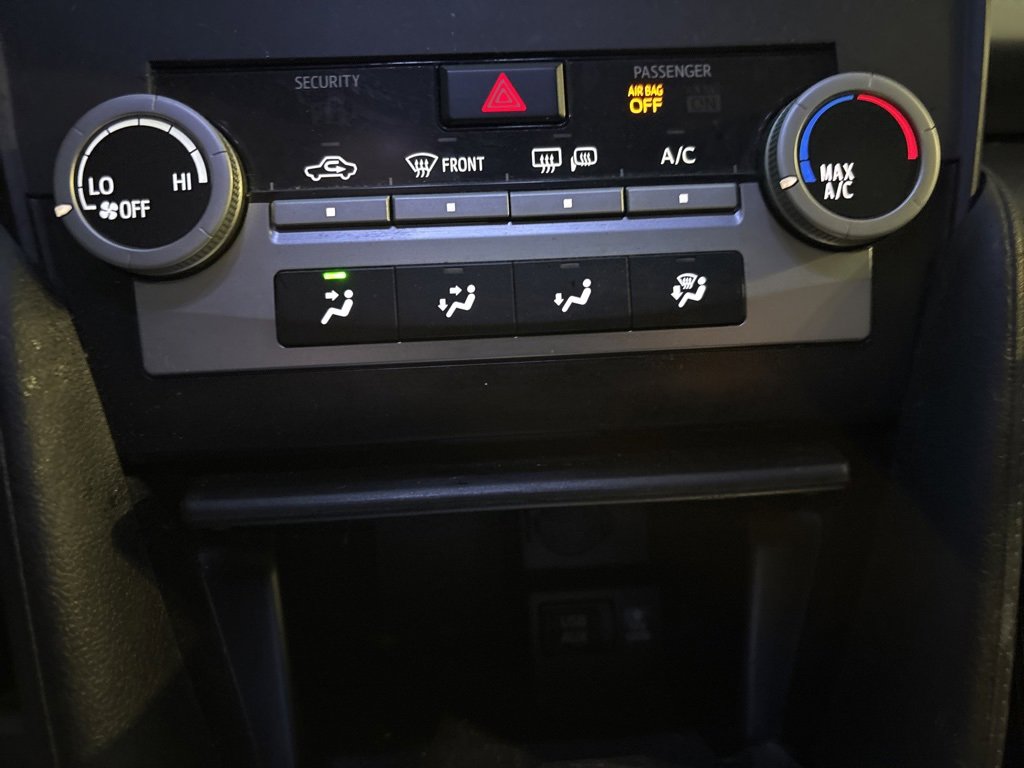 Used 2013 Toyota Camry SE image 14