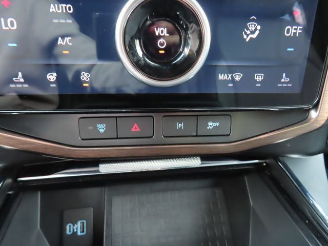 Used 2022 Ford F150 Lightning Lariat AWD/4WD image 26