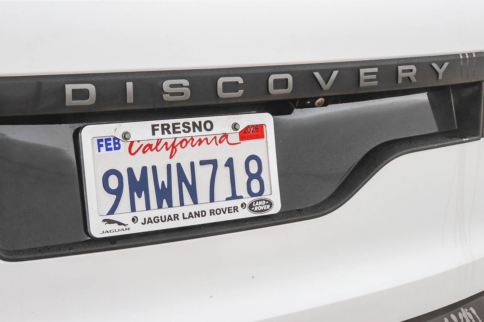 Used 2024 Land Rover Discovery Dynamic SE image 11