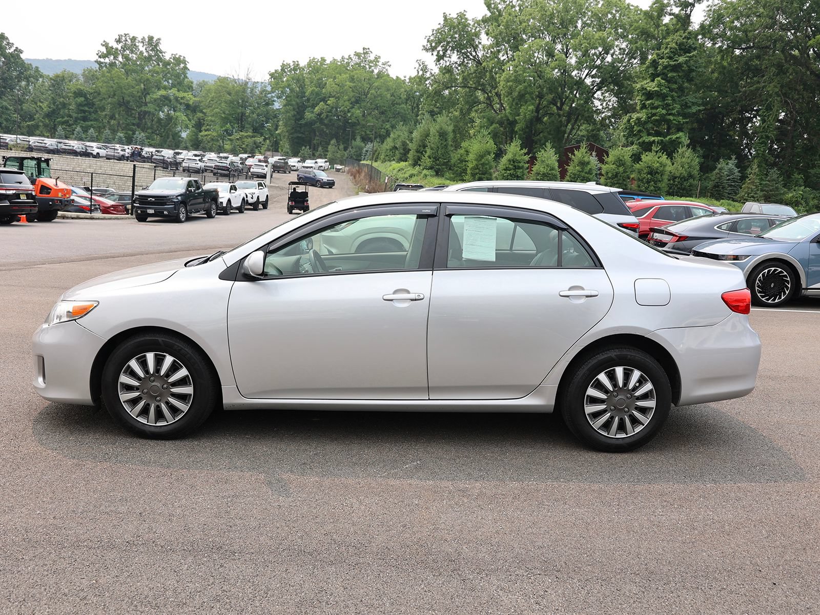 Used 2011 Toyota Corolla LE FWD image 4