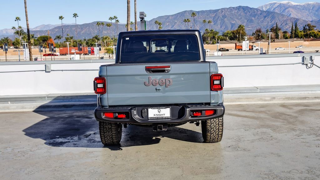 New 2026 Jeep Gladiator Rubicon w/ Steel Power Dome Hood Package AWD/4WD image 8