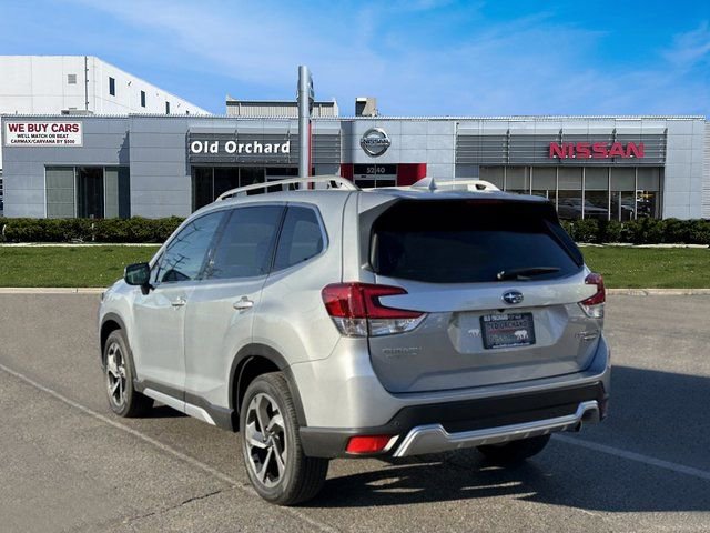 Used 2023 Subaru Forester Touring image 4