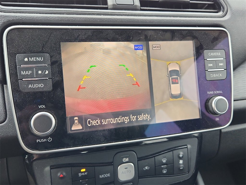 Used 2020 Nissan Leaf SV w/ SV Technology Package image 25