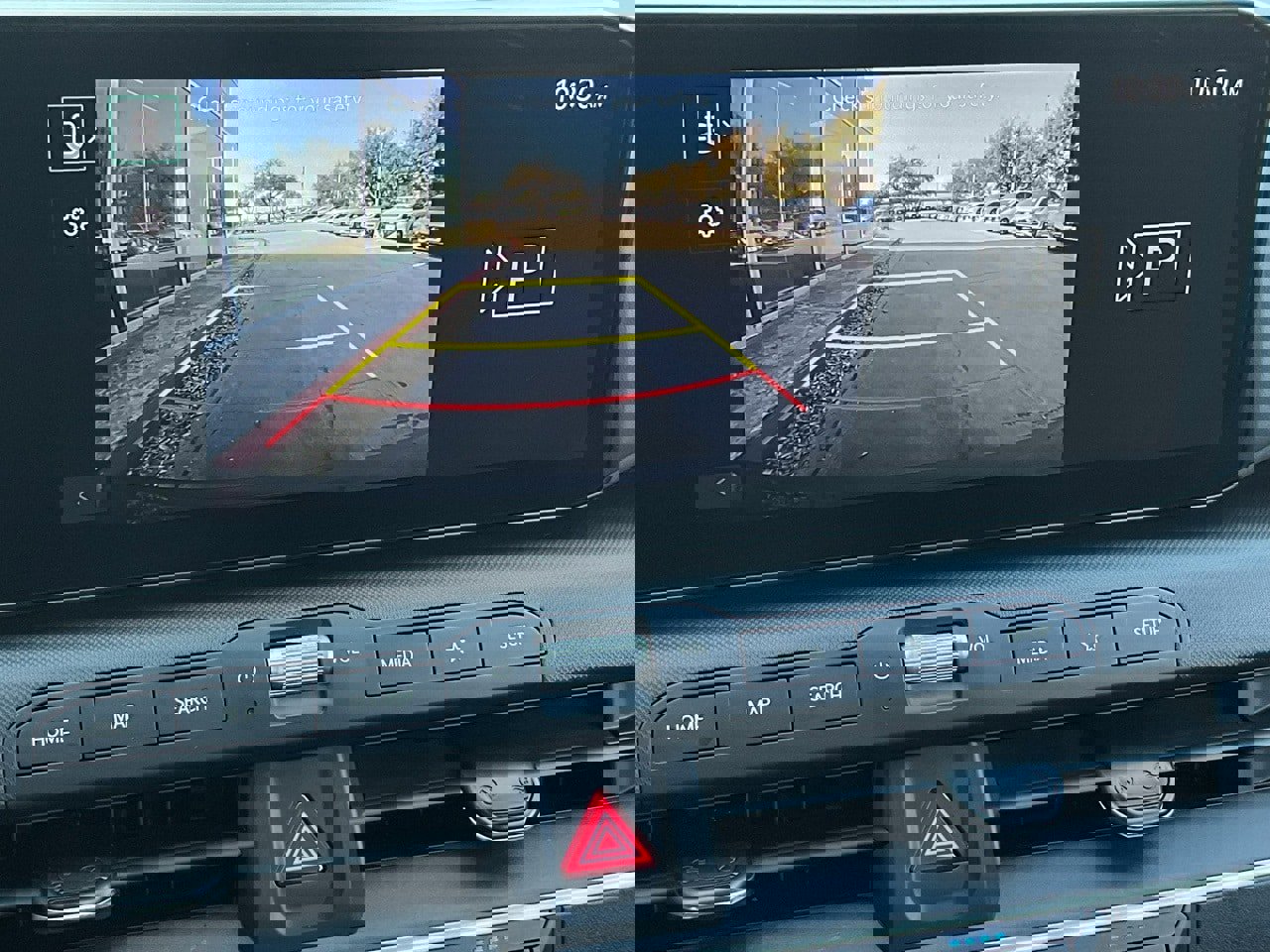 Used 2025 Kia K4 LXS image 30