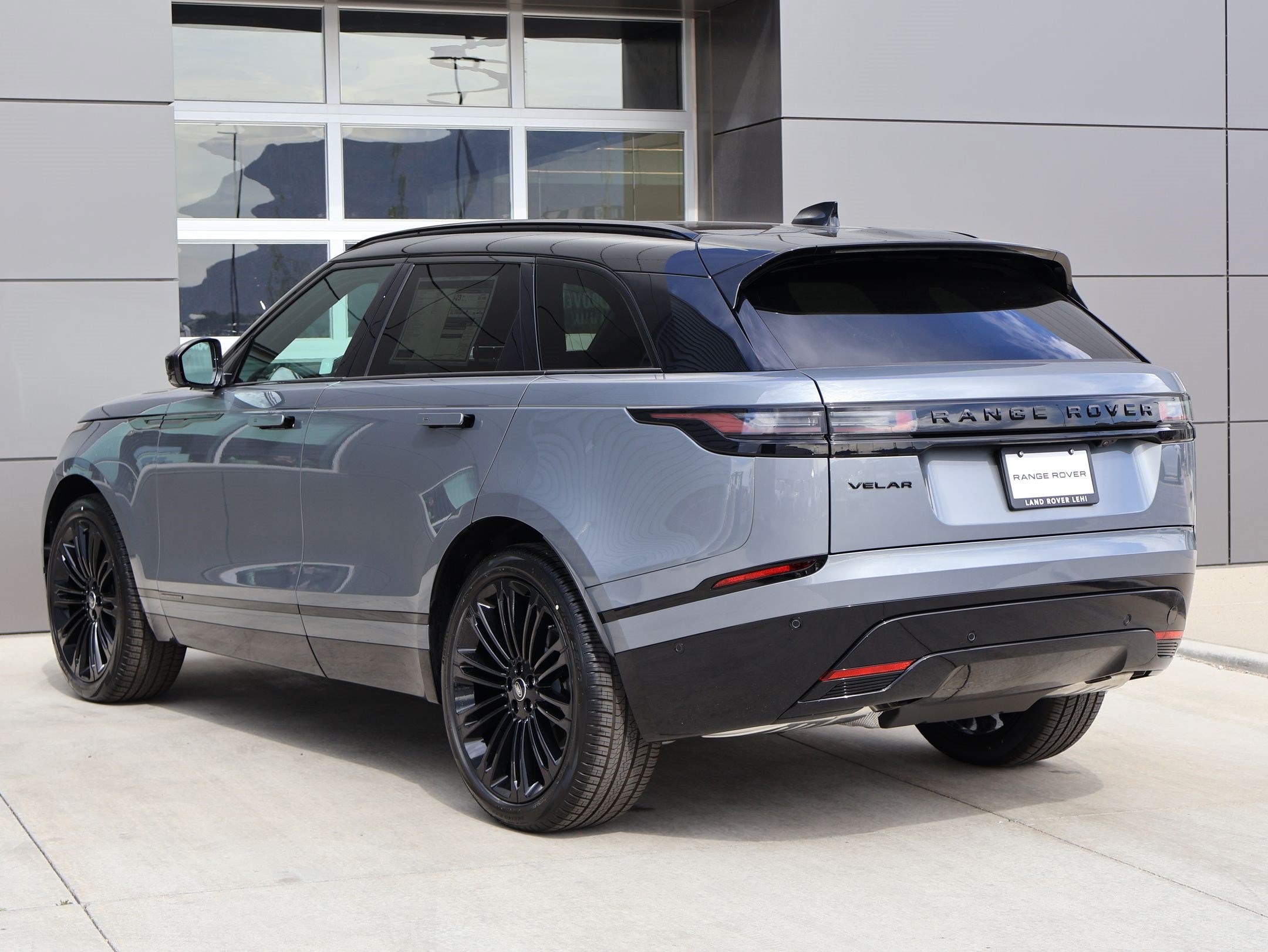 New 2026 Land Rover Range Rover Velar Belgravia AWD/4WD image 8