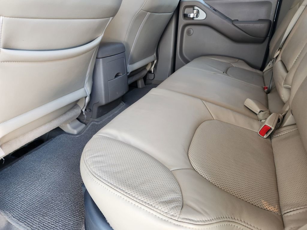 Used 2019 Nissan Frontier SL image 30