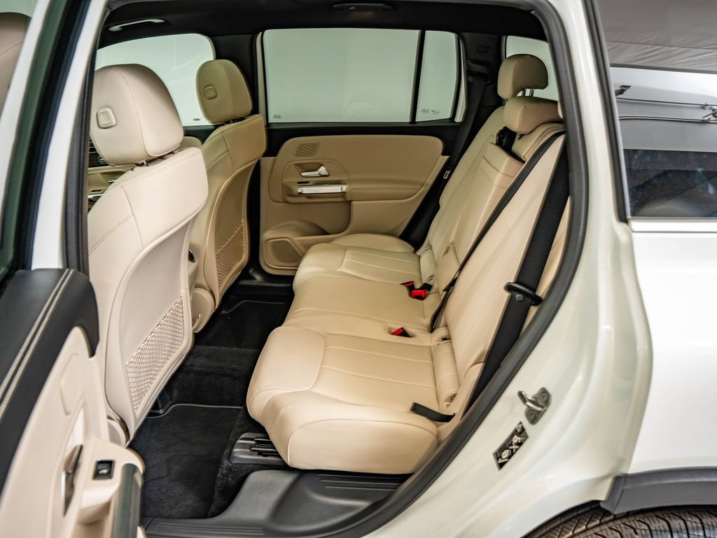 Certified 2026 Mercedes-Benz GLB 250 4MATIC image 35
