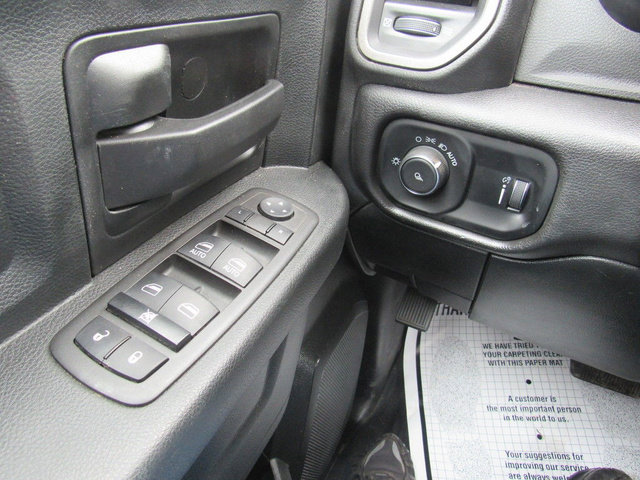 Used 2022 RAM 3500 Tradesman w/ Chrome Appearance Group AWD/4WD image 46