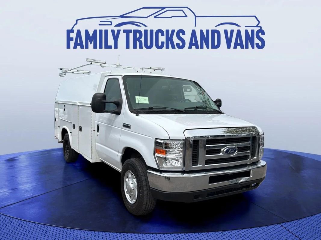 Used 2019 Ford E-350 and Econoline 350 Super Duty w/ Power Windows & Locks Group RWD image 8