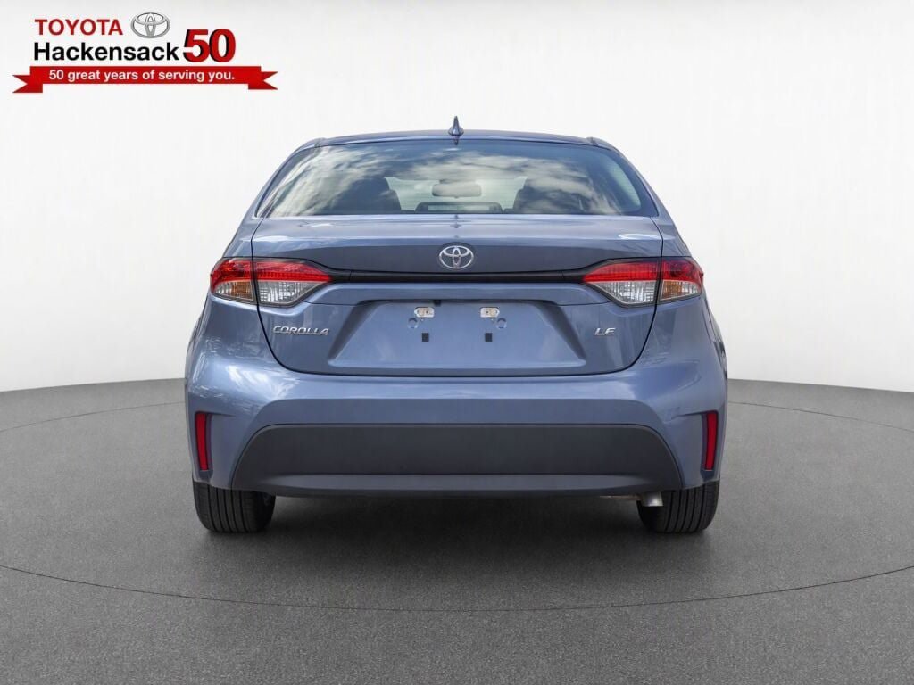 Used 2025 Toyota Corolla LE FWD image 7