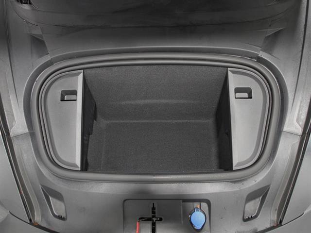 Used 2025 Porsche Taycan 4S image 26