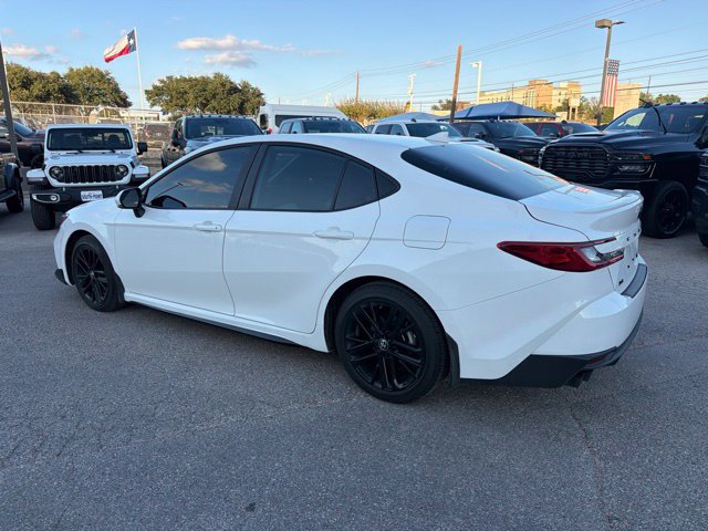 Used 2026 Toyota Camry SE w/ Convenience Package FWD image 5