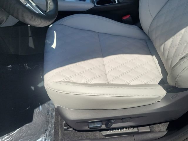 New 2025 Mitsubishi Outlander SEL image 23