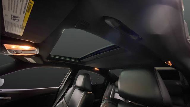 Used 2019 Dodge Charger SXT w/ Plus Group image 27