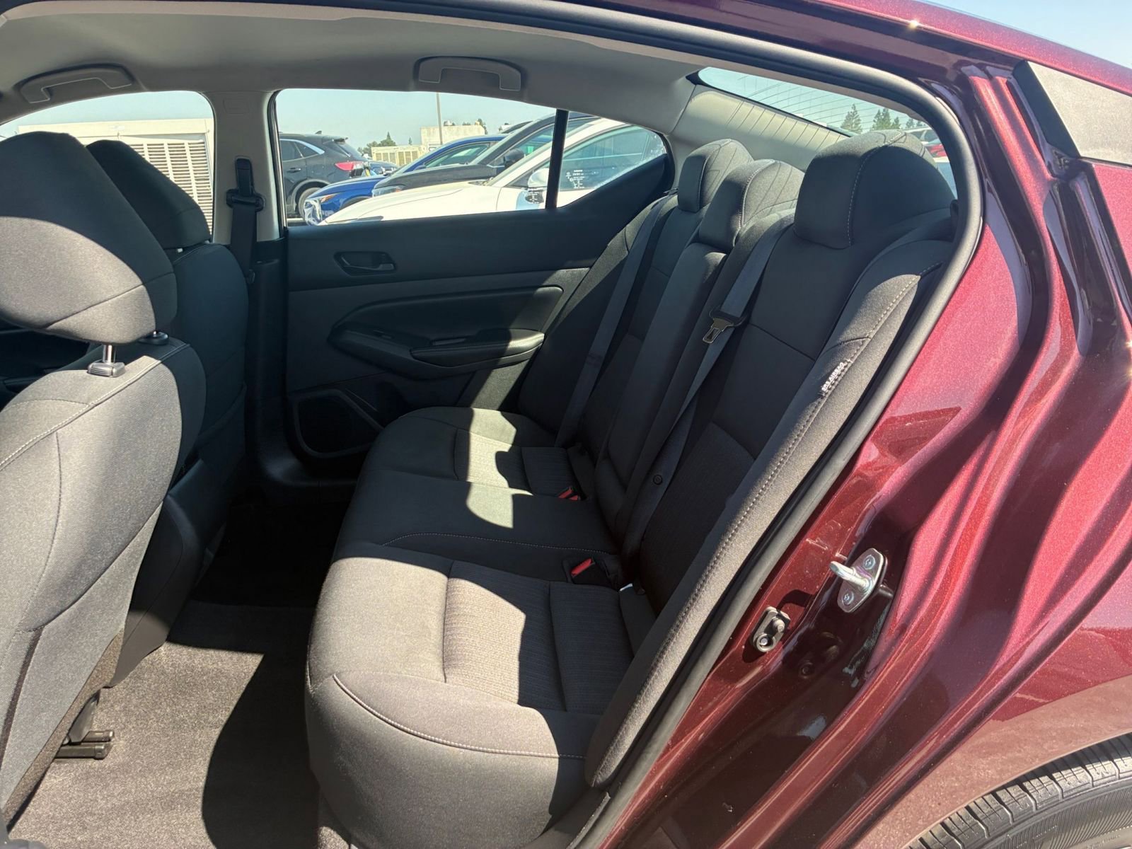 Used 2024 Nissan Altima 2.5 SV FWD image 25