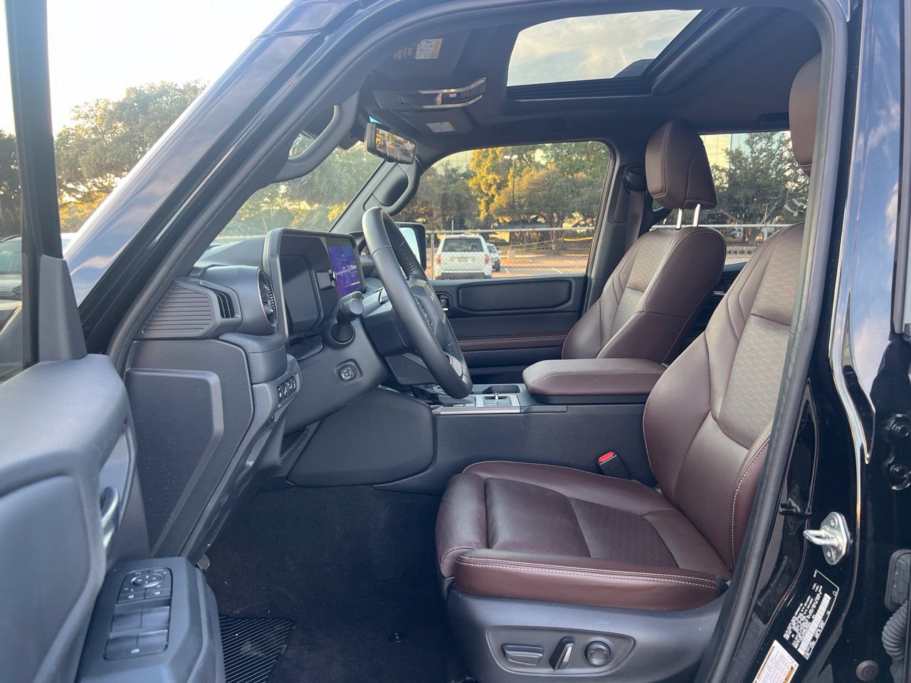 Used 2025 Toyota Land Cruiser w/ Premium Package AWD/4WD image 8