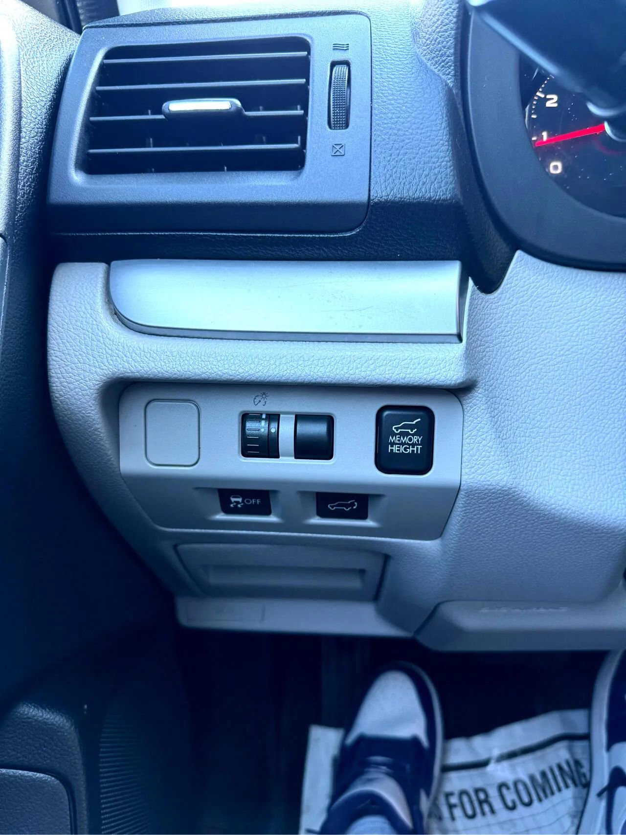 Used 2014 Subaru Forester 2.5i Touring image 21