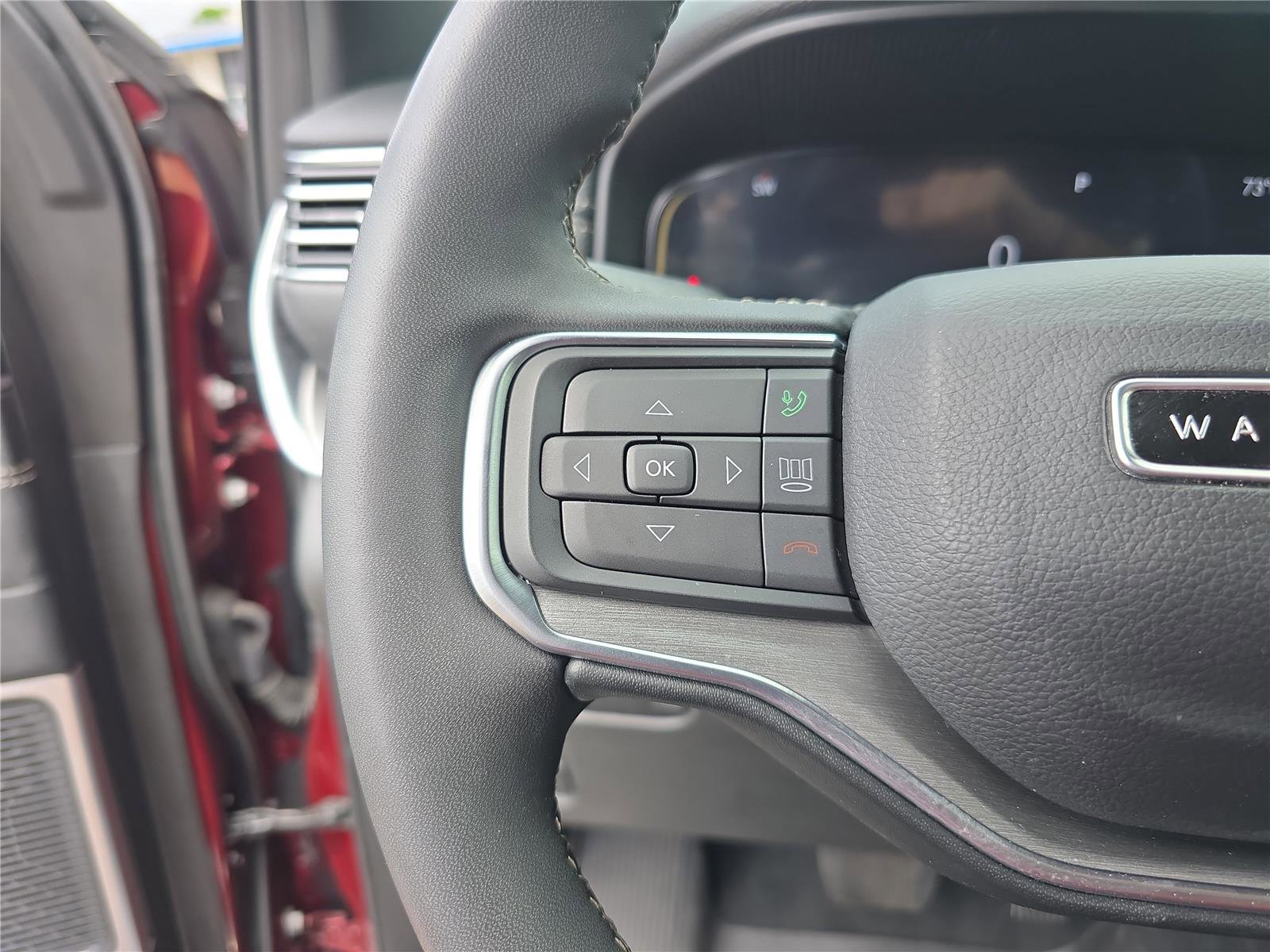 Used 2024 Jeep Wagoneer Series II AWD/4WD image 31
