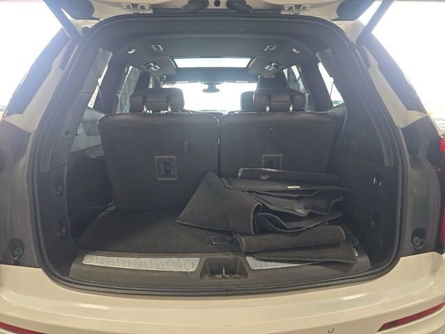 Used 2024 Cadillac XT6 Premium Luxury AWD/4WD image 18