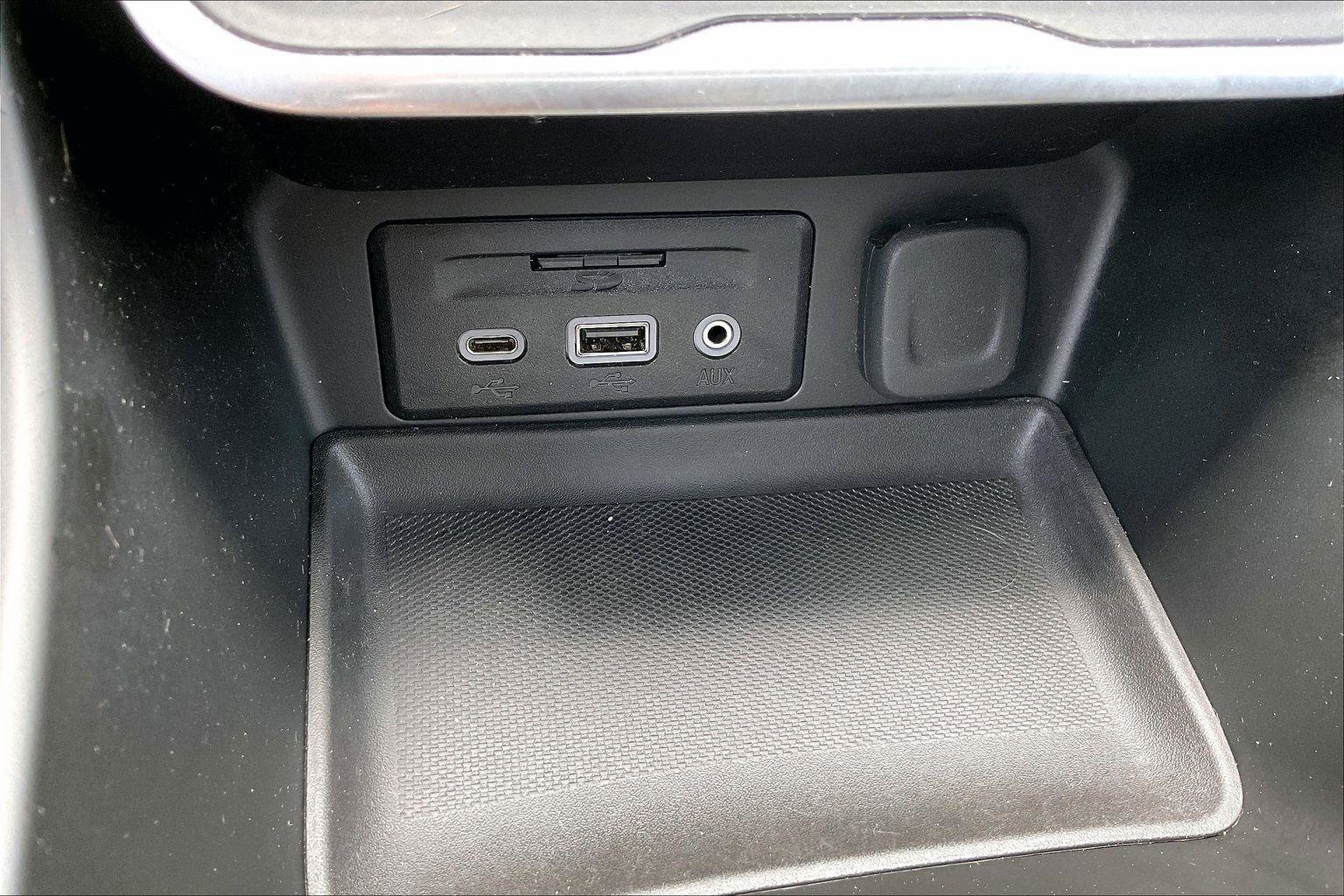 Used 2018 GMC Terrain Denali w/ Driver Alert Package II AWD/4WD image 31