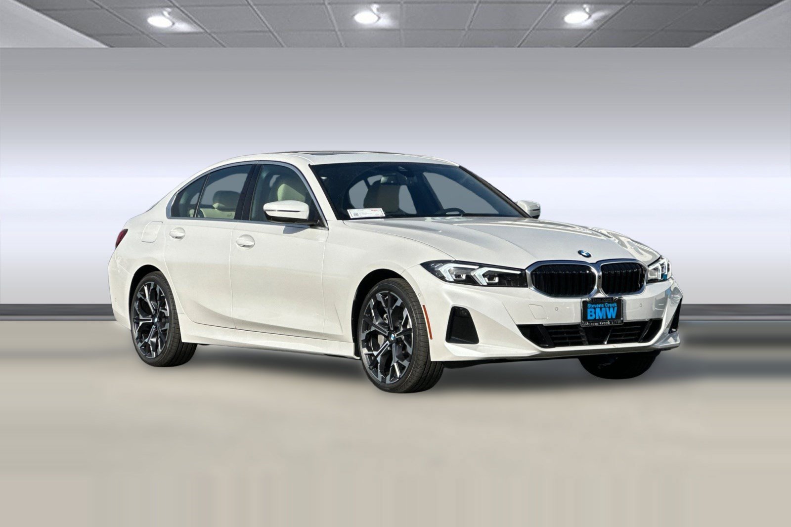 Used 2026 BMW 330i xDrive Sedan w/ Premium Package AWD/4WD image 7