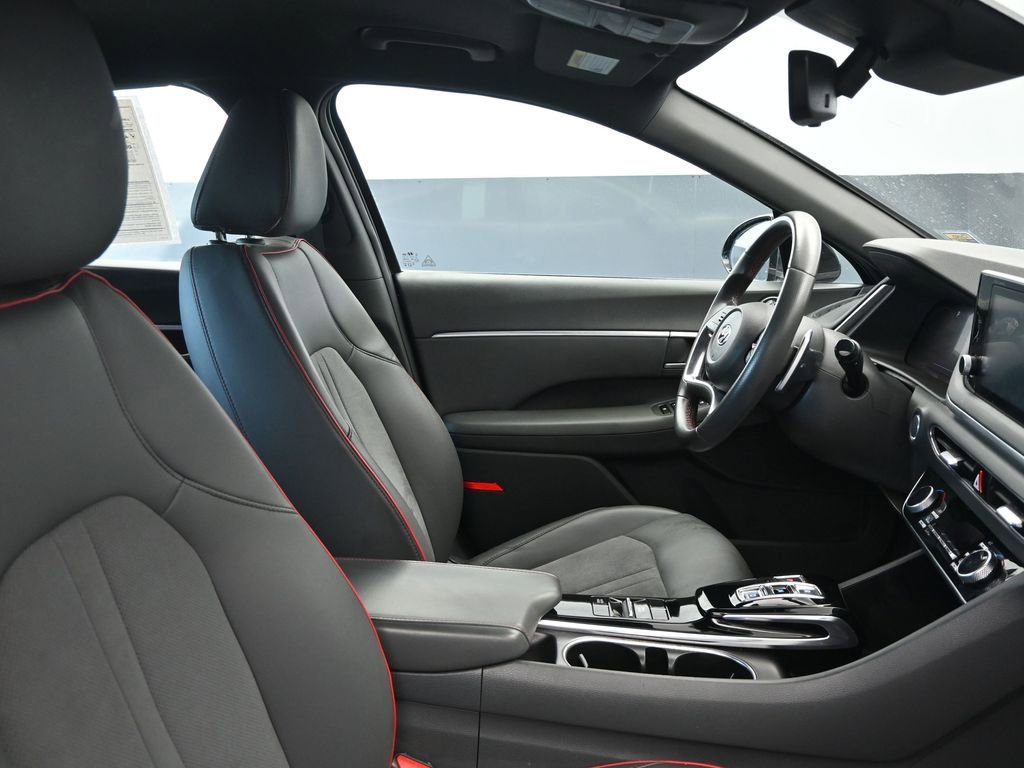 Used 2021 Hyundai Sonata SEL Plus w/ Cargo Package image 10