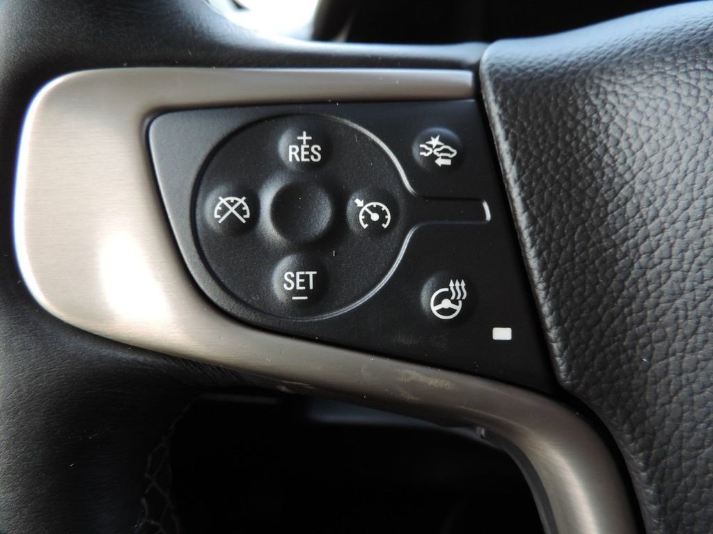 Used 2018 GMC Yukon Denali w/ Open Road Package AWD/4WD image 32