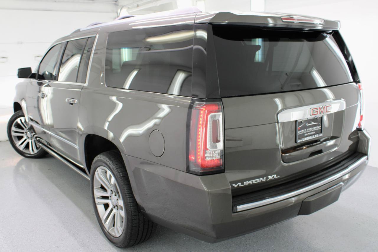 Used 2019 GMC Yukon XL Denali w/ Denali Ultimate Package AWD/4WD image 33