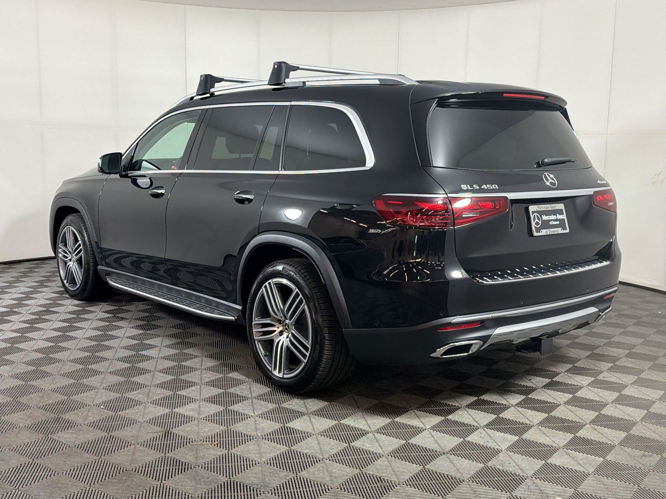 Certified 2024 Mercedes-Benz GLS 450 4MATIC image 3