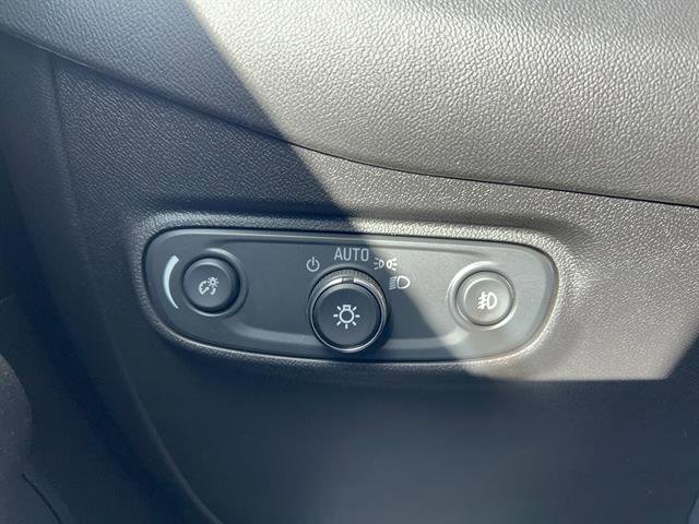 Used 2024 Chevrolet Equinox Premier image 30