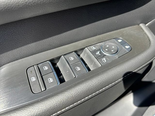 New 2026 Nissan Armada SL w/ Captain's Chari Seat Package AWD/4WD image 36